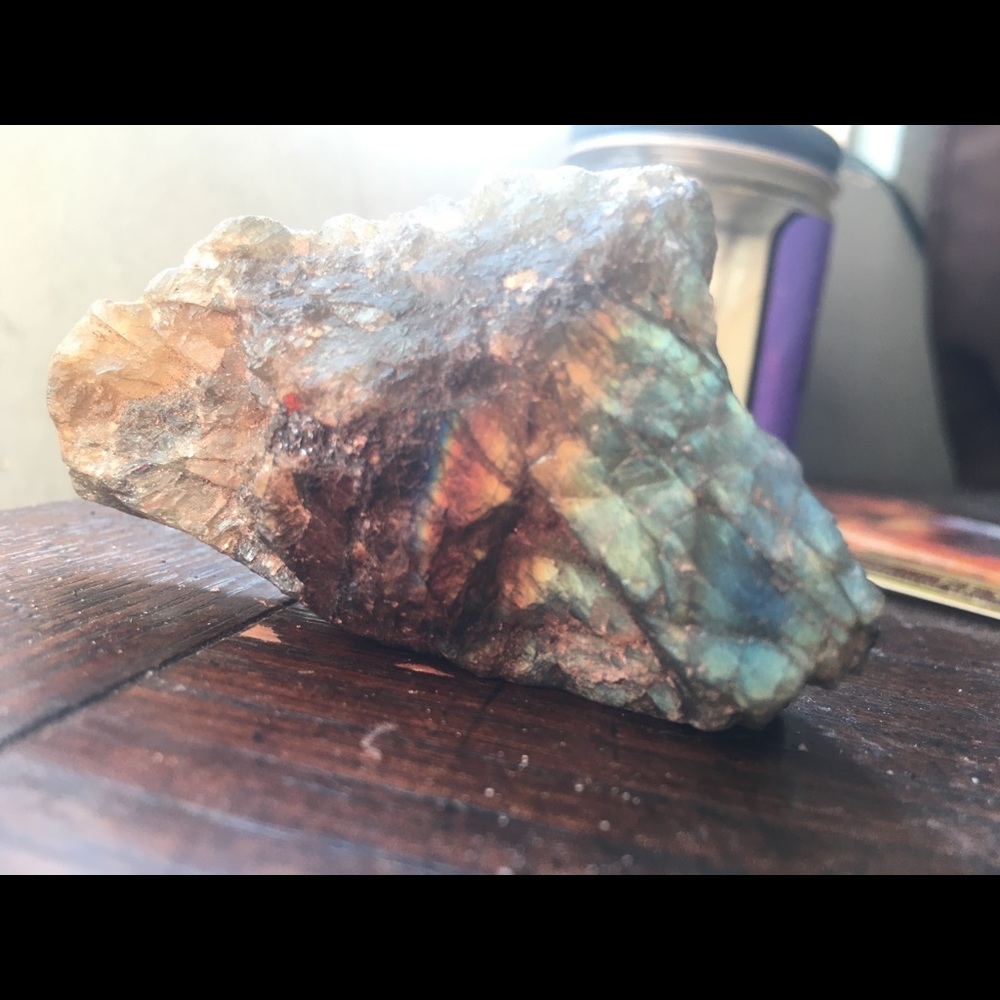 Labradorite crystal - Picture 2 of 3